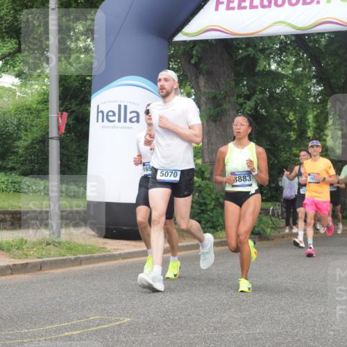 29.06.2025 - hella hamburg halbmarathon KatJ http://msf.ph/oto/8352819 29.06.2025 10:21:31 Zwischen KM18-KM19 1686, 5070, 7965 meine-sportfotos.de