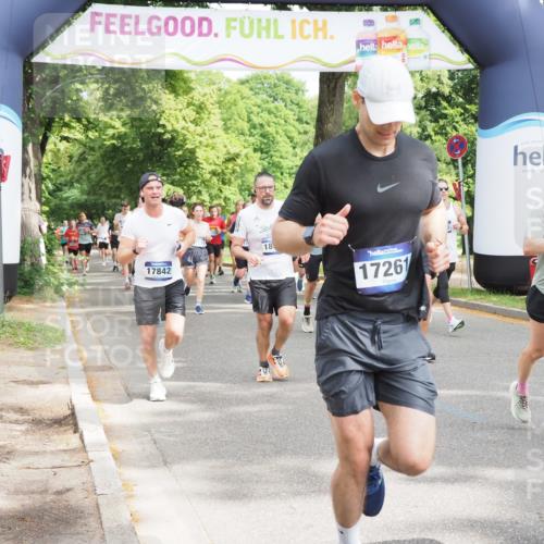29.06.2025 - hella hamburg halbmarathon MichiJ http://msf.ph/oto/8352844 29.06.2025 10:41:29 Zwischen KM18-KM19 1496, 1628, 2561, 4419, 7129, 7395, 8285, 8316, 8449, 10191, 10192, 10266, 11068, 11747, 13988, 15169, 15300, 15856, 16574, 16985, 17261, 17842, 18514, 18612 meine-sportfotos.de