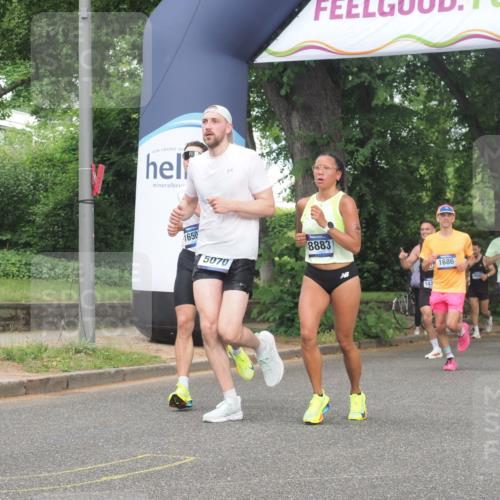 29.06.2025 - hella hamburg halbmarathon KatJ http://msf.ph/oto/8352847 29.06.2025 10:21:31 Zwischen KM18-KM19 1686, 5070, 7965 meine-sportfotos.de
