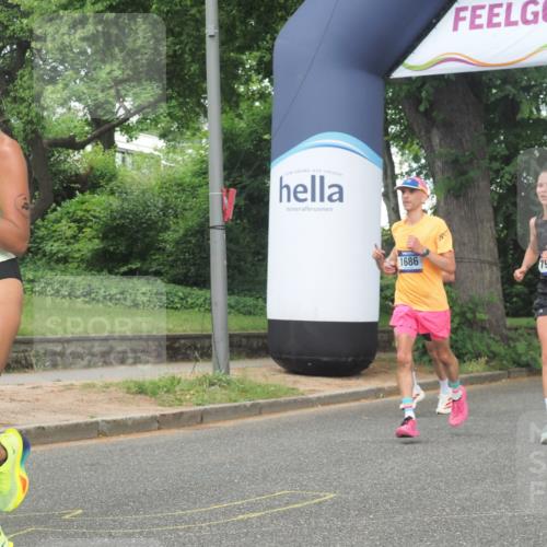 29.06.2025 - hella hamburg halbmarathon KatJ http://msf.ph/oto/8353058 29.06.2025 10:21:32 Zwischen KM18-KM19 1686, 5070, 7965 meine-sportfotos.de