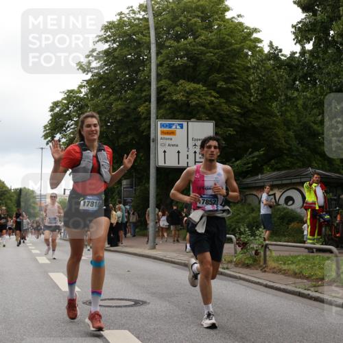 29.06.2025 - hella hamburg halbmarathon Yannick Fuchs http://msf.ph/oto/8353112 29.06.2025 10:52:54 20KM 1285, 1642, 1946, 1951, 2006, 2027, 2677, 2855, 3181, 5084, 5347, 5633, 6202, 6208, 6636, 6860, 6997, 7476, 8290, 8392, 8929, 9156, 9353, 9655, 9835, 10036, 10539, 10915, 12809, 13407, 14375, 14631, 14914, 15240, 15263, 15824, 16160, 16206, 16409, 16563, 16922, 16924, 17017, 17346, 17782, 17810, 17839, 17852, 17931, 18112, 18153, 18232, 18266, 18327, 18556, 18682, 18730, 18833, 18954, 19002, 19003 meine-sportfotos.de