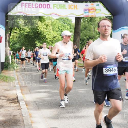 29.06.2025 - hella hamburg halbmarathon MichiJ http://msf.ph/oto/8353146 29.06.2025 10:41:33 Zwischen KM18-KM19 1410, 2561, 3945, 4419, 6260, 7129, 7973, 8285, 8449, 8772, 8798, 10191, 10192, 11231, 12489, 13912, 13988, 15300, 15838, 16047, 16110, 16574, 16630, 17261, 17842, 18514, 18612 meine-sportfotos.de
