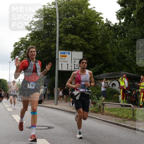 29.06.2025 - hella hamburg halbmarathon Yannick Fuchs http://msf.ph/oto/8353147 29.06.2025 10:52:54 20KM 1285, 1642, 1946, 1951, 2006, 2027, 2677, 2855, 3181, 5084, 5347, 5633, 6202, 6208, 6636, 6860, 6997, 7476, 8290, 8392, 8929, 9156, 9353, 9655, 9835, 10036, 10539, 10915, 12809, 13407, 14375, 14631, 14914, 15240, 15263, 15824, 16160, 16206, 16409, 16563, 16922, 16924, 17017, 17346, 17782, 17810, 17839, 17852, 17931, 18112, 18153, 18232, 18266, 18327, 18556, 18682, 18730, 18833, 18954, 19002, 19003 meine-sportfotos.de
