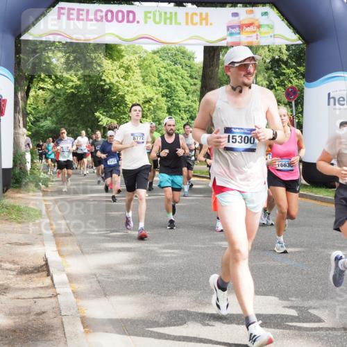 29.06.2025 - hella hamburg halbmarathon MichiJ http://msf.ph/oto/8353192 29.06.2025 10:41:33 Zwischen KM18-KM19 1410, 2561, 3945, 4419, 6260, 7129, 7973, 8285, 8449, 8772, 8798, 10191, 10192, 11231, 12489, 13912, 13988, 15300, 15838, 16047, 16110, 16574, 16630, 17261, 17842, 18514, 18612 meine-sportfotos.de