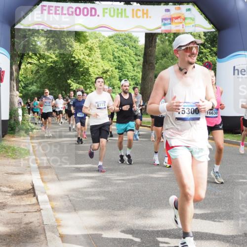 29.06.2025 - hella hamburg halbmarathon MichiJ http://msf.ph/oto/8353202 29.06.2025 10:41:34 Zwischen KM18-KM19 1410, 3791, 3945, 4419, 6260, 7129, 7973, 8285, 8449, 8772, 8798, 11231, 12362, 12489, 13912, 13988, 15300, 15838, 16047, 16110, 16574, 16630, 17261, 17842, 18514, 18612 meine-sportfotos.de