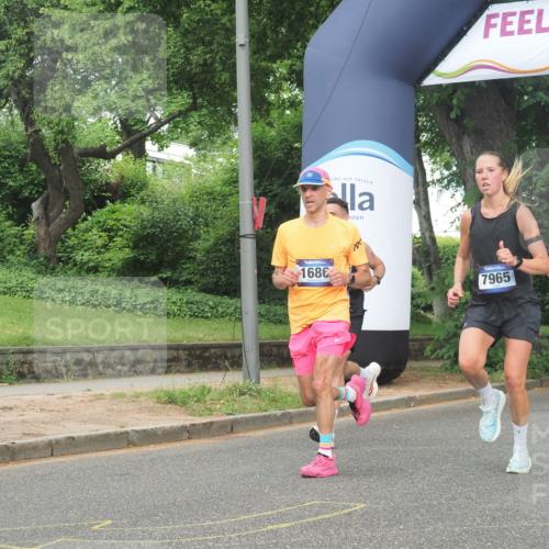 29.06.2025 - hella hamburg halbmarathon KatJ http://msf.ph/oto/8353212 29.06.2025 10:21:33 Zwischen KM18-KM19 1686, 5070, 7965 meine-sportfotos.de