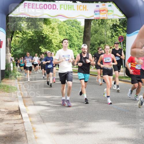 29.06.2025 - hella hamburg halbmarathon MichiJ http://msf.ph/oto/8353285 29.06.2025 10:41:34 Zwischen KM18-KM19 1410, 3791, 3945, 4419, 6260, 7129, 7973, 8285, 8449, 8772, 8798, 11231, 12362, 12489, 13912, 13988, 15300, 15838, 16047, 16110, 16574, 16630, 17261, 17842, 18514, 18612 meine-sportfotos.de