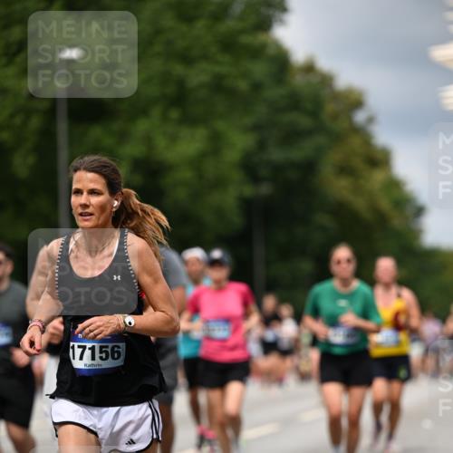29.06.2025 - hella hamburg halbmarathon Dr. Thomas Lammeyer http://msf.ph/oto/8353296 29.06.2025 10:40:53 Kennedybrücke 1008, 1010, 1224, 1948, 2811, 3401, 3699, 3895, 4245, 5171, 5540, 5747, 5789, 5809, 5919, 6184, 6359, 6417, 7632, 7773, 8530, 8581, 8936, 8937, 9229, 9432, 9694, 9701, 9806, 10123, 10487, 10531, 10577, 10984 meine-sportfotos.de