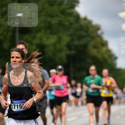 29.06.2025 - hella hamburg halbmarathon Dr. Thomas Lammeyer http://msf.ph/oto/8353304 29.06.2025 10:40:53 Kennedybrücke 1008, 1010, 1224, 1948, 2811, 3401, 3699, 3895, 4245, 5171, 5540, 5747, 5789, 5809, 5919, 6184, 6359, 6417, 7632, 7773, 8530, 8581, 8936, 8937, 9229, 9432, 9694, 9701, 9806, 10123, 10487, 10531, 10577, 10984 meine-sportfotos.de