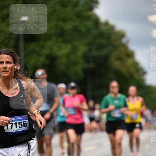 29.06.2025 - hella hamburg halbmarathon Dr. Thomas Lammeyer http://msf.ph/oto/8353316 29.06.2025 10:40:53 Kennedybrücke 1008, 1010, 1224, 1948, 2811, 3401, 3699, 3895, 4245, 5171, 5540, 5747, 5789, 5809, 5919, 6184, 6359, 6417, 7632, 7773, 8530, 8581, 8936, 8937, 9229, 9432, 9694, 9701, 9806, 10123, 10487, 10531, 10577, 10984 meine-sportfotos.de