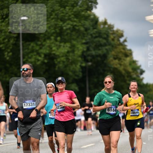 29.06.2025 - hella hamburg halbmarathon Dr. Thomas Lammeyer http://msf.ph/oto/8353374 29.06.2025 10:40:54 Kennedybrücke 1008, 1010, 1224, 1948, 2811, 3401, 3699, 3895, 4245, 5171, 5540, 5747, 5789, 5809, 5919, 6184, 6359, 6417, 7632, 7773, 8530, 8581, 8936, 8937, 9432, 9694, 9701, 9806, 9918, 10123, 10487, 10531, 10577, 10984 meine-sportfotos.de
