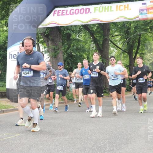 29.06.2025 - hella hamburg halbmarathon KatJ http://msf.ph/oto/8353392 29.06.2025 10:51:25 Zwischen KM18-KM19 1194, 1702, 1992, 2298, 2782, 2979, 4542, 6585, 6907, 6908, 7081, 8520, 8561 meine-sportfotos.de