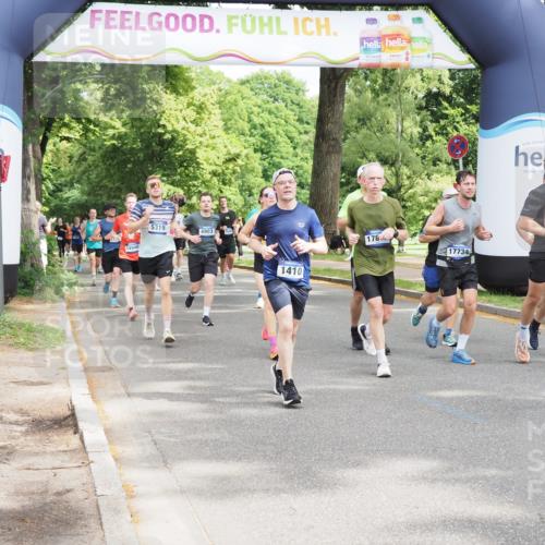 29.06.2025 - hella hamburg halbmarathon MichiJ http://msf.ph/oto/8353448 29.06.2025 10:41:36 Zwischen KM18-KM19 1410, 2354, 3791, 3945, 4419, 4903, 6260, 7973, 8285, 8394, 8449, 8514, 8772, 8798, 11184, 11231, 12362, 12489, 13912, 15300, 15838, 16047, 16110, 16574, 16630, 17734, 17803, 17842, 18514, 19177 meine-sportfotos.de