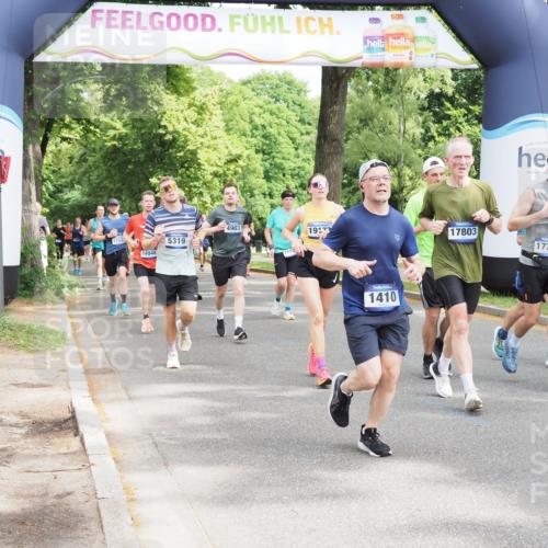 29.06.2025 - hella hamburg halbmarathon MichiJ http://msf.ph/oto/8353518 29.06.2025 10:41:36 Zwischen KM18-KM19 1410, 2354, 3791, 3945, 4419, 4903, 6260, 7973, 8285, 8394, 8449, 8514, 8772, 8798, 11184, 11231, 12362, 12489, 13912, 15300, 15838, 16047, 16110, 16574, 16630, 17734, 17803, 17842, 18514, 19177 meine-sportfotos.de