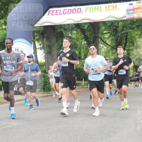 29.06.2025 - hella hamburg halbmarathon KatJ http://msf.ph/oto/8353522 29.06.2025 10:51:26 Zwischen KM18-KM19 1194, 1702, 1992, 2298, 2782, 2979, 4542, 6585, 6907, 6908, 7081, 8520, 8561 meine-sportfotos.de