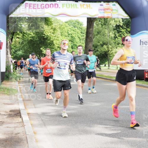 29.06.2025 - hella hamburg halbmarathon MichiJ http://msf.ph/oto/8353676 29.06.2025 10:41:38 Zwischen KM18-KM19 1327, 1410, 2354, 3791, 3945, 4903, 5319, 6260, 7973, 8394, 8514, 8772, 8798, 11184, 11231, 12362, 12489, 13912, 14948, 15838, 16047, 16110, 16630, 17734, 17803, 19177 meine-sportfotos.de
