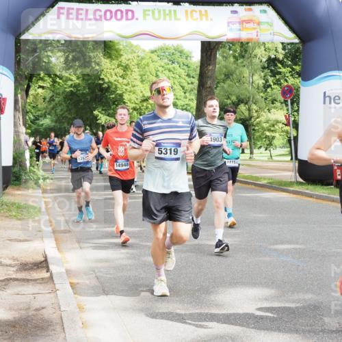 29.06.2025 - hella hamburg halbmarathon MichiJ http://msf.ph/oto/8353696 29.06.2025 10:41:38 Zwischen KM18-KM19 1327, 1410, 2354, 3791, 3945, 4903, 5319, 6260, 7973, 8394, 8514, 8772, 8798, 11184, 11231, 12362, 12489, 13912, 14948, 15838, 16047, 16110, 16630, 17734, 17803, 19177 meine-sportfotos.de