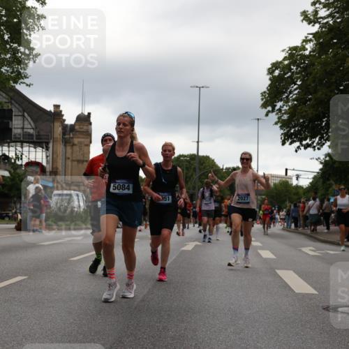 29.06.2025 - hella hamburg halbmarathon Yannick Fuchs http://msf.ph/oto/8353705 29.06.2025 10:52:55 20KM 1285, 1642, 1946, 1951, 2006, 2027, 2677, 2855, 3181, 5084, 5347, 5633, 6202, 6208, 6636, 6860, 6997, 7476, 8290, 8392, 8929, 9156, 9353, 9655, 9835, 10036, 10539, 10915, 12633, 12809, 13407, 14375, 14631, 14914, 15240, 15263, 15824, 16160, 16206, 16409, 16563, 16922, 16924, 17017, 17346, 17782, 17810, 17852, 17931, 18112, 18153, 18232, 18266, 18327, 18556, 18682, 18730, 18833, 18954, 19002, 19003 meine-sportfotos.de