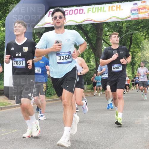 29.06.2025 - hella hamburg halbmarathon KatJ http://msf.ph/oto/8353707 29.06.2025 10:51:27 Zwischen KM18-KM19 1194, 1702, 1992, 2298, 2782, 2979, 4542, 6585, 6907, 6908, 7081, 8520, 8561 meine-sportfotos.de