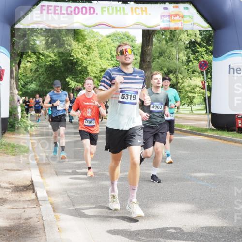 29.06.2025 - hella hamburg halbmarathon MichiJ http://msf.ph/oto/8353715 29.06.2025 10:41:38 Zwischen KM18-KM19 1327, 1410, 2354, 3791, 3945, 4903, 5319, 6260, 7973, 8394, 8514, 8772, 8798, 11184, 11231, 12362, 12489, 13912, 14948, 15838, 16047, 16110, 16630, 17734, 17803, 19177 meine-sportfotos.de