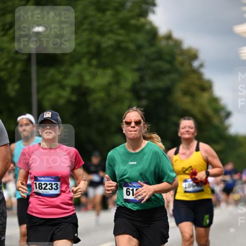 29.06.2025 - hella hamburg halbmarathon Dr. Thomas Lammeyer http://msf.ph/oto/8353726 29.06.2025 10:40:56 Kennedybrücke 1008, 1010, 1224, 1948, 2811, 3398, 3401, 3428, 3699, 3895, 4245, 5171, 5540, 5747, 5789, 5809, 6184, 6359, 6417, 7632, 7773, 8530, 8581, 8936, 8937, 9432, 9806, 9918, 10123, 10487, 10531, 10577, 10984 meine-sportfotos.de