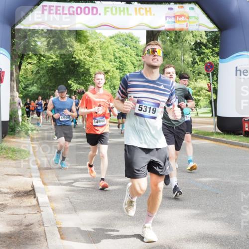 29.06.2025 - hella hamburg halbmarathon MichiJ http://msf.ph/oto/8353786 29.06.2025 10:41:38 Zwischen KM18-KM19 1327, 1410, 2354, 3791, 3945, 4903, 5319, 6260, 7973, 8394, 8514, 8772, 8798, 11184, 11231, 12362, 12489, 13912, 14948, 15838, 16047, 16110, 16630, 17734, 17803, 19177 meine-sportfotos.de