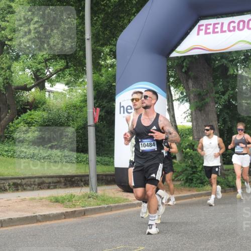 29.06.2025 - hella hamburg halbmarathon KatJ http://msf.ph/oto/8353807 29.06.2025 10:21:35 Zwischen KM18-KM19 1686, 5070, 7965 meine-sportfotos.de