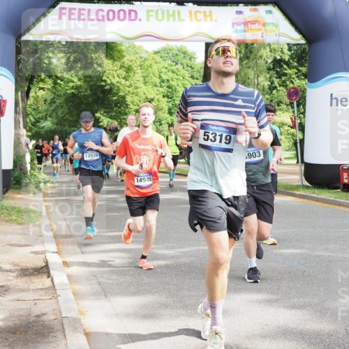 29.06.2025 - hella hamburg halbmarathon MichiJ http://msf.ph/oto/8353818 29.06.2025 10:41:38 Zwischen KM18-KM19 1327, 1410, 2354, 3791, 3945, 4903, 5319, 6260, 7973, 8394, 8514, 8772, 8798, 11184, 11231, 12362, 12489, 13912, 14948, 15838, 16047, 16110, 16630, 17734, 17803, 19177 meine-sportfotos.de