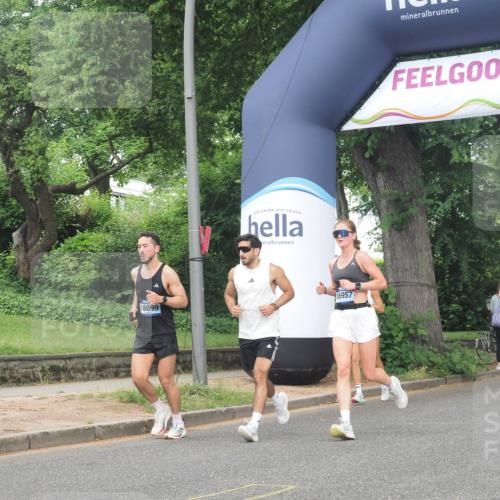 29.06.2025 - hella hamburg halbmarathon KatJ http://msf.ph/oto/8354035 29.06.2025 10:21:37 Zwischen KM18-KM19 1686, 5070, 7793, 7965 meine-sportfotos.de