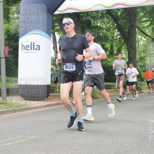 29.06.2025 - hella hamburg halbmarathon KatJ http://msf.ph/oto/8354048 29.06.2025 10:51:30 Zwischen KM18-KM19 1702, 1992, 2298, 2782, 2979, 4542, 5396, 6585, 6907, 6908, 7042, 7081, 8520 meine-sportfotos.de
