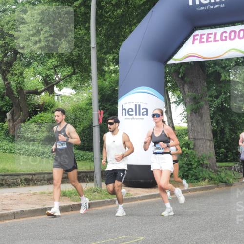 29.06.2025 - hella hamburg halbmarathon KatJ http://msf.ph/oto/8354059 29.06.2025 10:21:37 Zwischen KM18-KM19 1686, 5070, 7793, 7965 meine-sportfotos.de