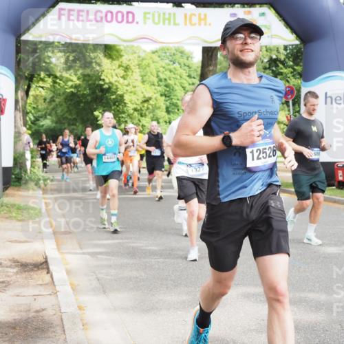 29.06.2025 - hella hamburg halbmarathon MichiJ http://msf.ph/oto/8354139 29.06.2025 10:41:41 Zwischen KM18-KM19 1327, 1410, 1815, 2354, 3791, 4903, 5319, 8394, 8514, 11184, 12362, 12526, 12584, 14461, 14638, 14948, 16047, 16110, 16375, 16868, 17698, 17734, 17803, 18268, 19177 meine-sportfotos.de