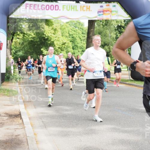 29.06.2025 - hella hamburg halbmarathon MichiJ http://msf.ph/oto/8354188 29.06.2025 10:41:41 Zwischen KM18-KM19 1327, 1410, 1815, 2354, 3791, 4903, 5319, 8394, 8514, 11184, 12362, 12526, 12584, 14461, 14638, 14948, 16047, 16110, 16375, 16868, 17698, 17734, 17803, 18268, 19177 meine-sportfotos.de
