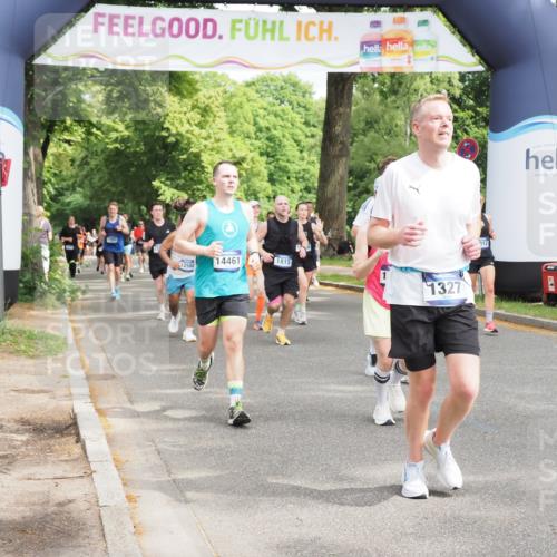 29.06.2025 - hella hamburg halbmarathon MichiJ http://msf.ph/oto/8354203 29.06.2025 10:41:41 Zwischen KM18-KM19 1327, 1410, 1815, 2354, 3791, 4903, 5319, 8394, 8514, 11184, 12362, 12526, 12584, 14461, 14638, 14948, 16047, 16110, 16375, 16868, 17698, 17734, 17803, 18268, 19177 meine-sportfotos.de