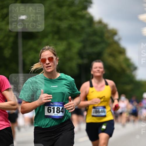 29.06.2025 - hella hamburg halbmarathon Dr. Thomas Lammeyer http://msf.ph/oto/8354220 29.06.2025 10:40:57 Kennedybrücke 1008, 1010, 1224, 1948, 2072, 2811, 3398, 3401, 3428, 3699, 3895, 4245, 5171, 5540, 5789, 5809, 6184, 6359, 6417, 7632, 7773, 8581, 8936, 8937, 9432, 9806, 9918, 10123, 10487, 10531, 10577, 10862, 10984 meine-sportfotos.de