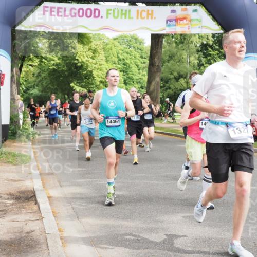 29.06.2025 - hella hamburg halbmarathon MichiJ http://msf.ph/oto/8354241 29.06.2025 10:41:42 Zwischen KM18-KM19 1327, 1815, 2119, 2354, 3791, 4903, 5319, 8394, 8514, 9012, 11184, 12362, 12526, 12584, 12961, 14461, 14638, 14948, 15868, 16375, 16868, 17087, 17698, 17734, 17803, 18268, 19177 meine-sportfotos.de