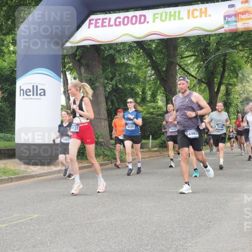 29.06.2025 - hella hamburg halbmarathon KatJ http://msf.ph/oto/8354251 29.06.2025 10:51:33 Zwischen KM18-KM19 1863, 2298, 2782, 3039, 5396, 6585, 7042 meine-sportfotos.de