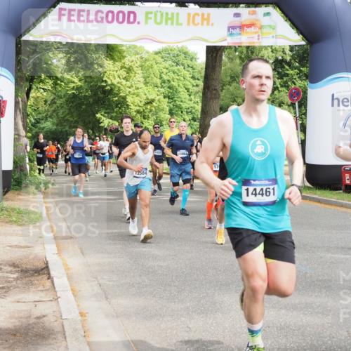 29.06.2025 - hella hamburg halbmarathon MichiJ http://msf.ph/oto/8354307 29.06.2025 10:41:43 Zwischen KM18-KM19 1327, 1815, 2119, 2354, 3041, 4903, 5319, 8394, 8514, 9012, 11184, 12526, 12584, 12961, 14026, 14461, 14638, 14948, 15868, 16375, 16868, 16871, 17087, 17698, 17734, 17803, 18268, 19177 meine-sportfotos.de
