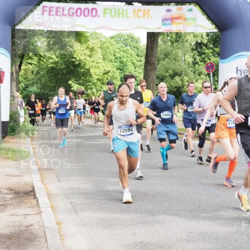 29.06.2025 - hella hamburg halbmarathon MichiJ http://msf.ph/oto/8354411 29.06.2025 10:41:44 Zwischen KM18-KM19 1327, 1815, 2119, 3041, 3256, 5319, 9012, 11184, 12526, 12584, 12961, 14026, 14461, 14638, 14948, 15868, 16375, 16868, 16871, 17087, 17698, 17803, 18268, 18450 meine-sportfotos.de