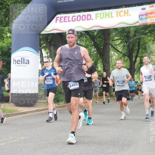 29.06.2025 - hella hamburg halbmarathon KatJ http://msf.ph/oto/8354420 29.06.2025 10:51:35 Zwischen KM18-KM19 1863, 3039, 3182, 3248, 5396, 6100, 7042 meine-sportfotos.de