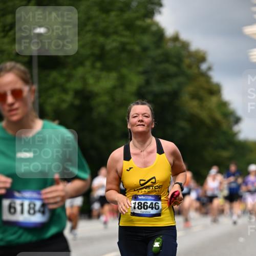 29.06.2025 - hella hamburg halbmarathon Dr. Thomas Lammeyer http://msf.ph/oto/8354423 29.06.2025 10:40:57 Kennedybrücke 1008, 1010, 1224, 1948, 2072, 2811, 3398, 3401, 3428, 3699, 3895, 4245, 5171, 5540, 5789, 5809, 6184, 6359, 6417, 7632, 7773, 8581, 8936, 8937, 9432, 9806, 9918, 10123, 10487, 10531, 10577, 10862, 10984 meine-sportfotos.de