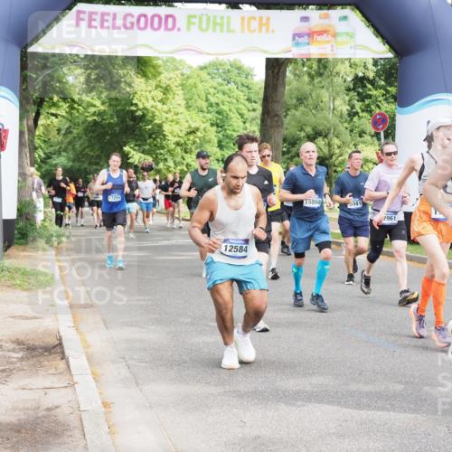 29.06.2025 - hella hamburg halbmarathon MichiJ http://msf.ph/oto/8354461 29.06.2025 10:41:44 Zwischen KM18-KM19 1327, 1815, 2119, 3041, 3256, 5319, 9012, 11184, 12526, 12584, 12961, 14026, 14461, 14638, 14948, 15868, 16375, 16868, 16871, 17087, 17698, 17803, 18268, 18450 meine-sportfotos.de