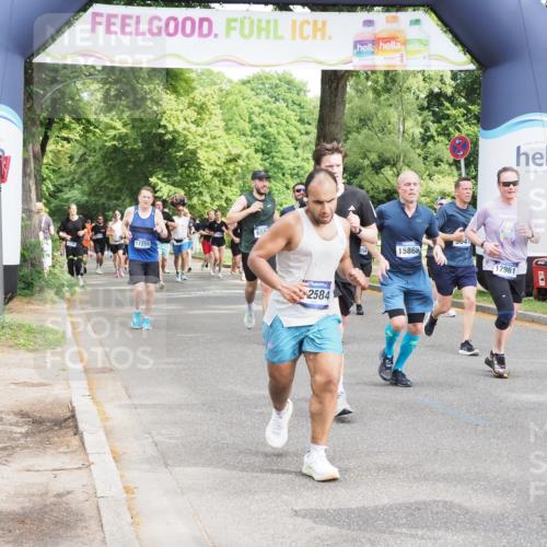 29.06.2025 - hella hamburg halbmarathon MichiJ http://msf.ph/oto/8354487 29.06.2025 10:41:44 Zwischen KM18-KM19 1327, 1815, 2119, 3041, 3256, 5319, 9012, 11184, 12526, 12584, 12961, 14026, 14461, 14638, 14948, 15868, 16375, 16868, 16871, 17087, 17698, 17803, 18268, 18450 meine-sportfotos.de