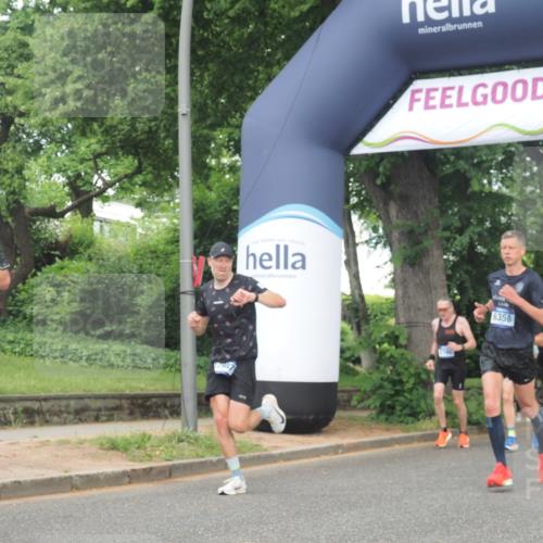 29.06.2025 - hella hamburg halbmarathon KatJ http://msf.ph/oto/8354584 29.06.2025 10:21:40 Zwischen KM18-KM19 51, 6358, 7793 meine-sportfotos.de