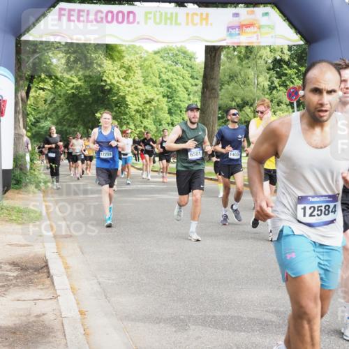 29.06.2025 - hella hamburg halbmarathon MichiJ http://msf.ph/oto/8354625 29.06.2025 10:41:45 Zwischen KM18-KM19 1327, 1815, 2119, 3041, 3256, 5319, 6581, 9012, 12526, 12584, 12961, 14026, 14461, 14638, 14948, 15868, 16375, 16868, 16871, 17087, 17698, 18268, 18450 meine-sportfotos.de