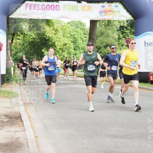 29.06.2025 - hella hamburg halbmarathon MichiJ http://msf.ph/oto/8354741 29.06.2025 10:41:45 Zwischen KM18-KM19 1327, 1815, 2119, 3041, 3256, 5319, 6581, 9012, 12526, 12584, 12961, 14026, 14461, 14638, 14948, 15868, 16375, 16868, 16871, 17087, 17698, 18268, 18450 meine-sportfotos.de