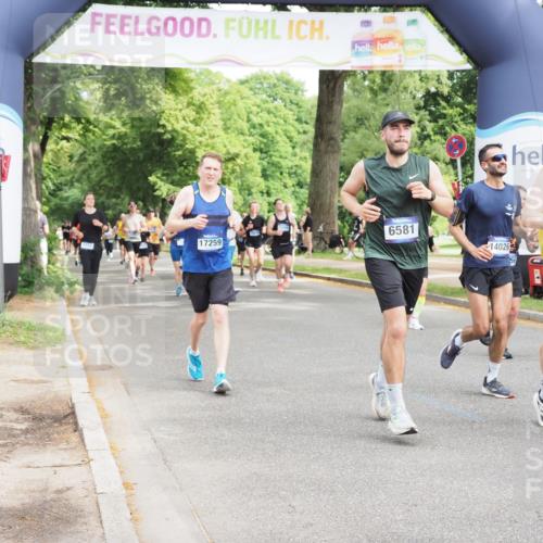 29.06.2025 - hella hamburg halbmarathon MichiJ http://msf.ph/oto/8354769 29.06.2025 10:41:46 Zwischen KM18-KM19 1327, 1815, 2119, 3041, 3256, 6581, 9012, 12526, 12584, 12961, 14026, 14461, 14638, 14948, 15868, 16375, 16868, 16871, 17087, 17259, 17698, 18268, 18450 meine-sportfotos.de