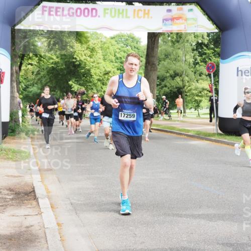 29.06.2025 - hella hamburg halbmarathon MichiJ http://msf.ph/oto/8354946 29.06.2025 10:41:47 Zwischen KM18-KM19 1815, 2119, 3041, 3058, 3256, 6581, 9012, 12526, 12584, 12961, 14026, 14461, 14638, 15868, 16375, 16868, 16871, 17087, 17259, 17698, 18268, 18450 meine-sportfotos.de