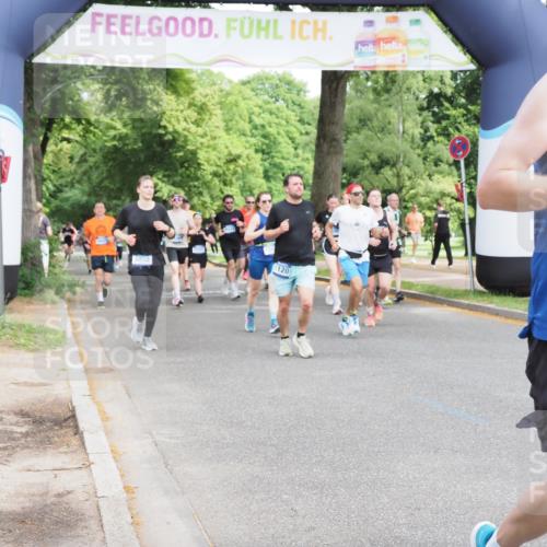 29.06.2025 - hella hamburg halbmarathon MichiJ http://msf.ph/oto/8355067 29.06.2025 10:41:48 Zwischen KM18-KM19 1815, 2119, 3041, 3058, 3256, 3898, 6581, 9012, 12584, 12961, 14026, 14461, 14638, 15408, 15868, 15896, 16375, 16871, 17087, 17259, 17698, 18268, 18450 meine-sportfotos.de