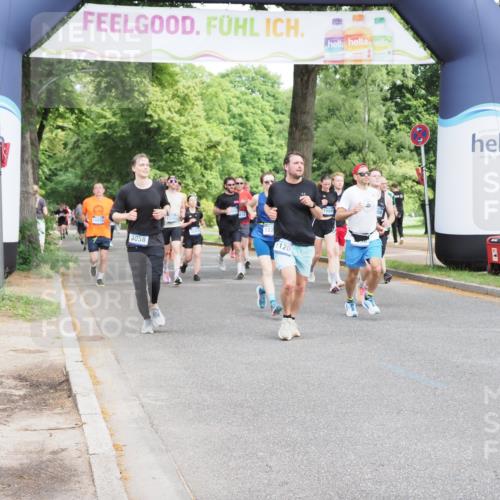 29.06.2025 - hella hamburg halbmarathon MichiJ http://msf.ph/oto/8355144 29.06.2025 10:41:48 Zwischen KM18-KM19 1815, 2119, 3041, 3058, 3256, 3898, 6581, 9012, 12584, 12961, 14026, 14461, 14638, 15408, 15868, 15896, 16375, 16871, 17087, 17259, 17698, 18268, 18450 meine-sportfotos.de